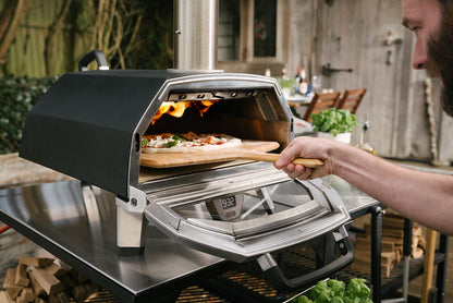 Ooni Karu 16 Multifuel Pizza Oven