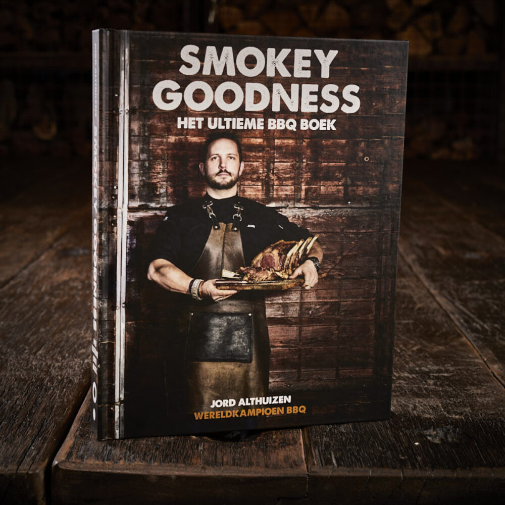 Smokey Goodness 8 ''Het ultieme BBQ boek''